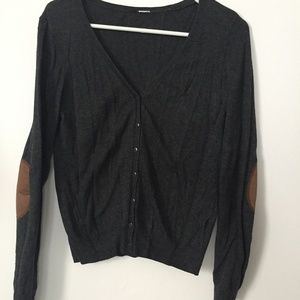 Vintage Gray Wool Cardigan w/Brown Suede Elbows